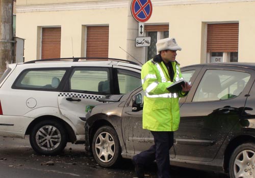 Accident - strada Vasile Lucaciu (c) eMM.ro